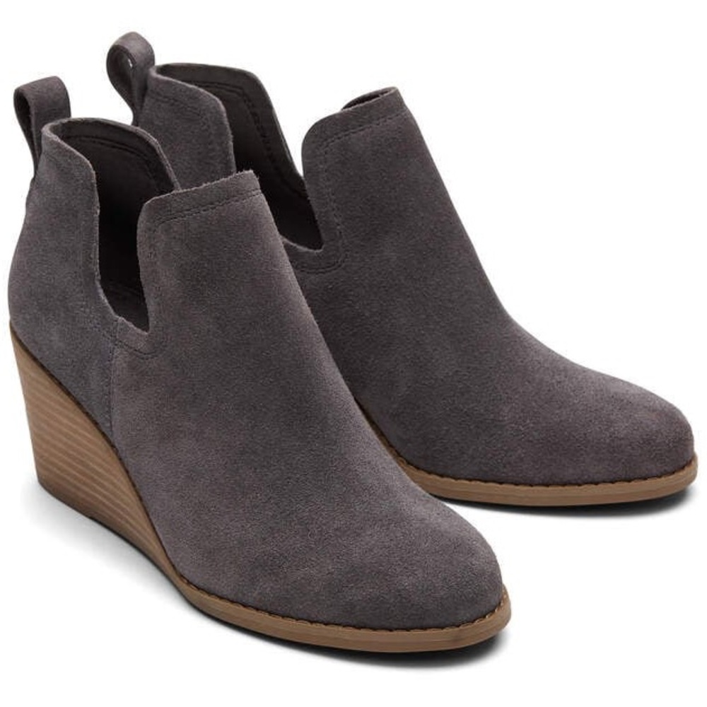 Toms Kallie Grey Suede Wedge Boot Size 8.5W NWOB